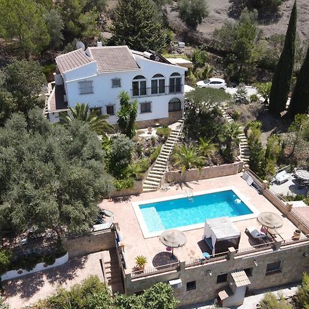 El Nispero Dulce Bed & Breakfast Alcaucín Dış mekan fotoğraf