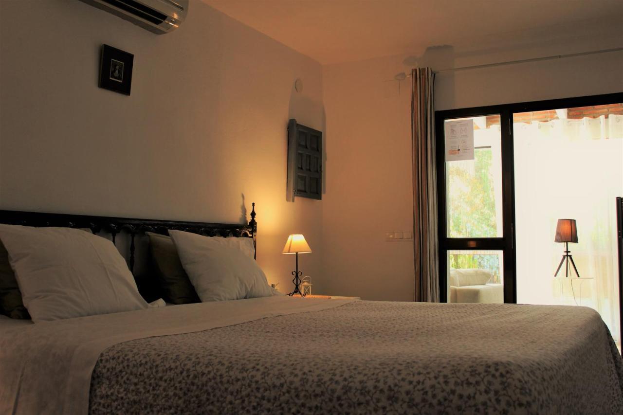 El Nispero Dulce Bed & Breakfast Alcaucín Dış mekan fotoğraf
