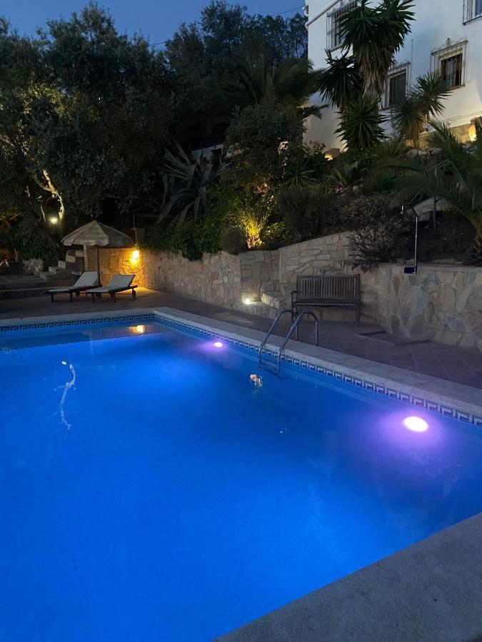 El Nispero Dulce Bed & Breakfast Alcaucín Dış mekan fotoğraf