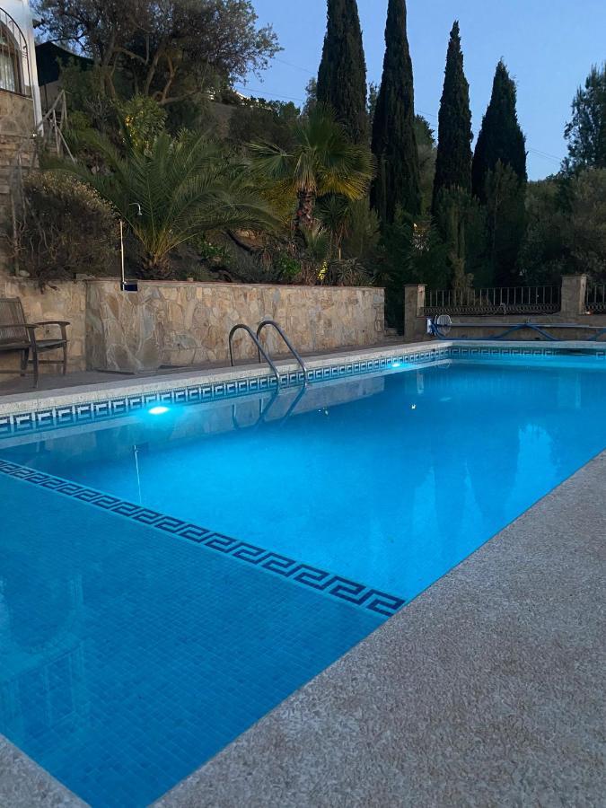 El Nispero Dulce Bed & Breakfast Alcaucín Dış mekan fotoğraf
