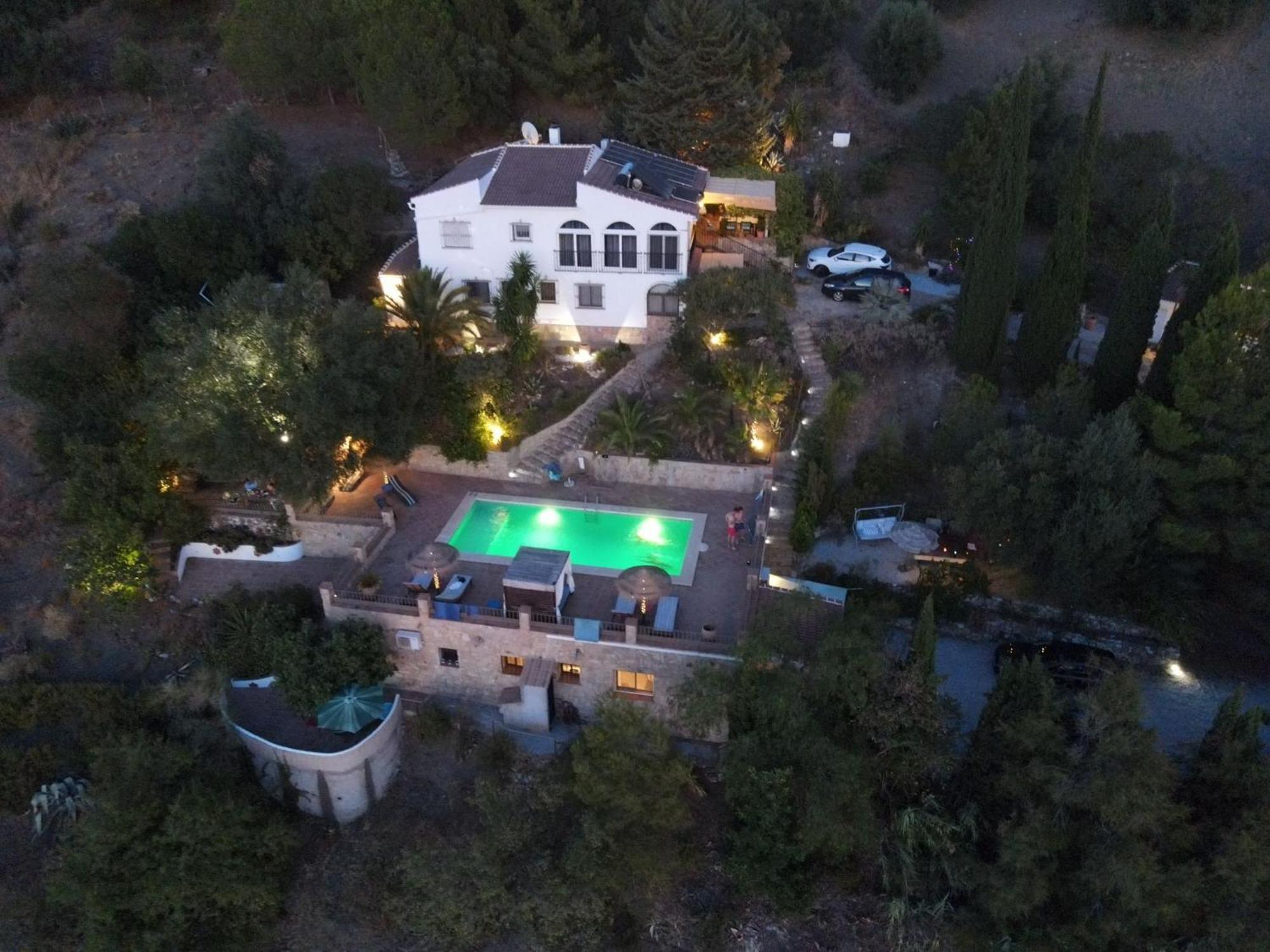 El Nispero Dulce Bed & Breakfast Alcaucín Dış mekan fotoğraf